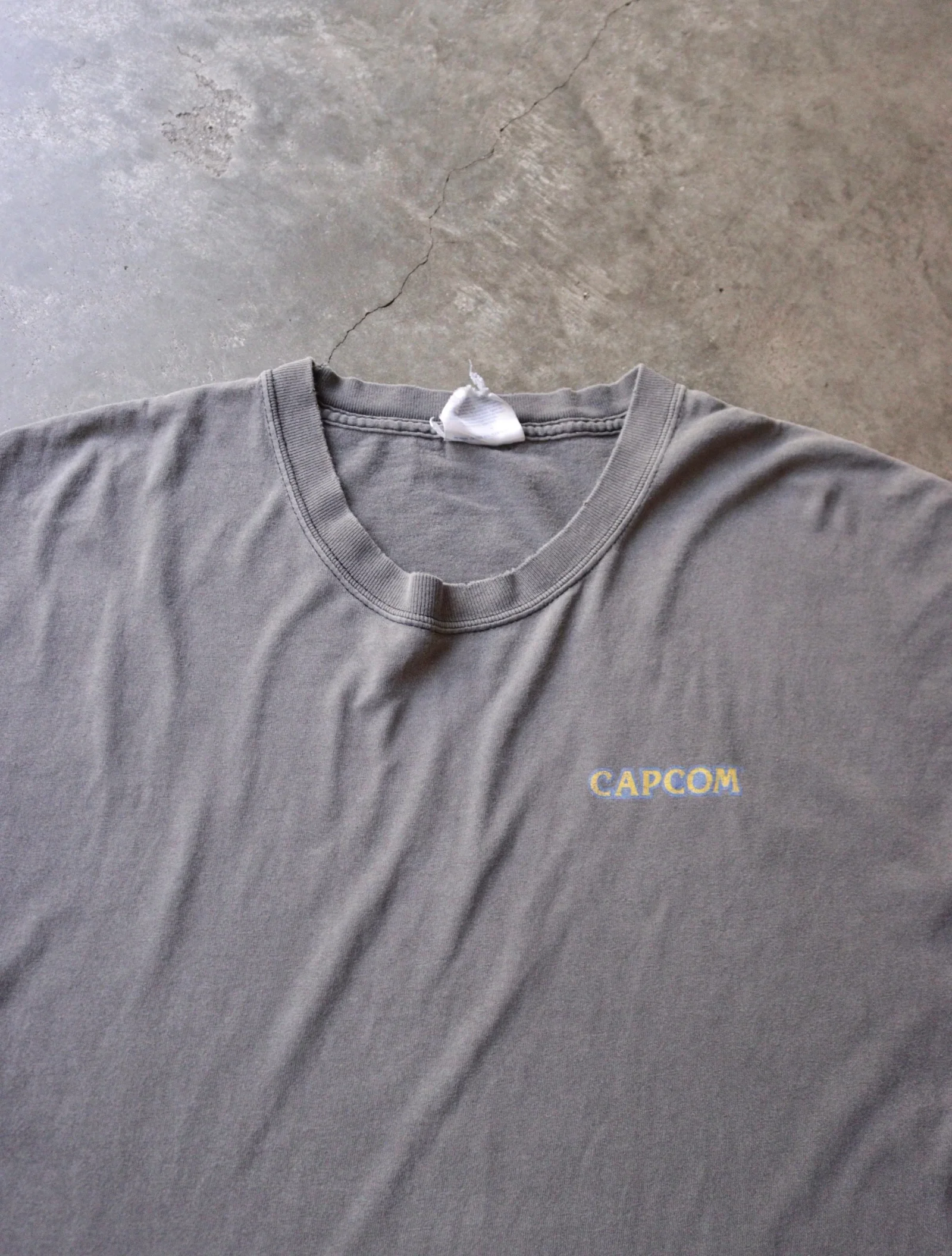 2000S FADED DEVIL MAY CRY 2 CAPCOM TEE - Image 3